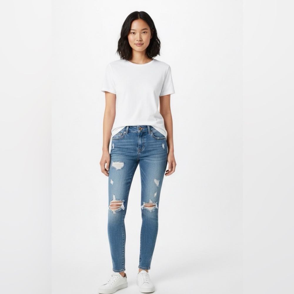 Ted Baker London regular fit distressed jeansSize 30, US size 10